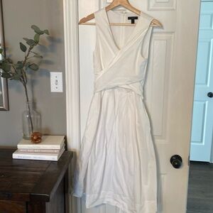 100% Cotton White J Crew Wrap Dress with Pockets, size 4.